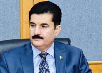 گورنر خیبر پختونخوا نے صوبائی حکومت سے مستعفیٰ ہونے کا مطالبہ کر دیا