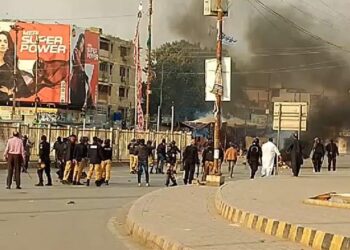 کراچی: نمائش چورنگی پر ہنگامہ آرائی، گرفتار 19 ملزمان کی درخواستِ ضمانت دائر