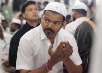 افطار پارٹی دینے والے غیر مسلم بھارتی اداکار کے خلاف فتوی جاری