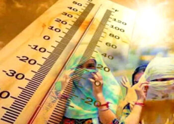 ملک بھر میں درجہ حرارت خطرناک حد تک بڑھنے کا خدشہ، عوام کو گھروں میں رہنے کی ہدایت