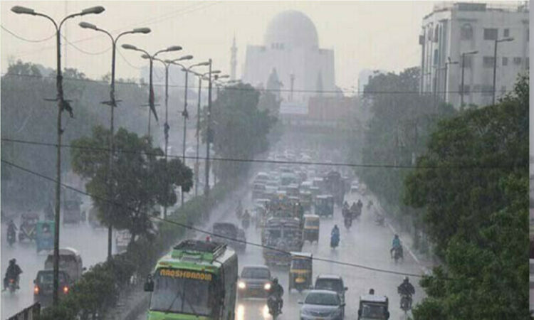 کراچی والوں کے لیے خوشخبری! جولائی میں 2 سے 3 بارشوں کے سلسلے سے موسم ہوگا خوشگوار