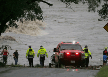 ٹیکساس میں طوفانی بارشوں سے تباہ کن سیلاب، 80 افراد ہلاک، درجنوں لاپتہ