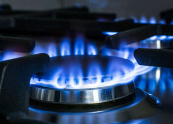 سندھ اور بلوچستان کے عوام کے لیے مہنگائی کا ایک اور طوفان سر اٹھانے کو تیار! گیس مزید مہنگی ہونے کا امکان