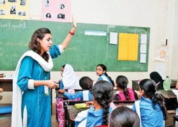 سانحہ گل پلازہ کے بعد سندھ بھر کے نجی اسکولوں کے لیے فائر سیفٹی ہدایات جاری