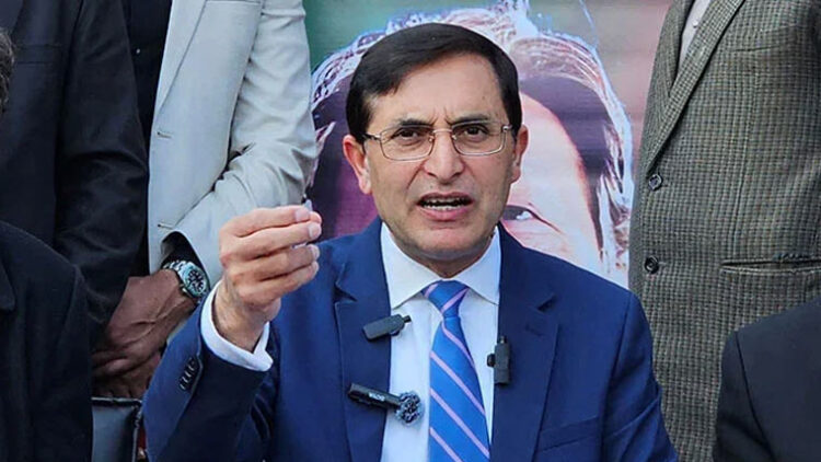 عمران خان کے طبی معائنے کیلئے ذاتی معالجین کی اجازت دی جائے، بیرسٹر گوہر