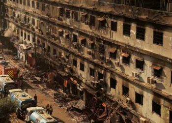 سانحہ گل پلازہ کی تحقیقات، جوڈیشل کمیشن نے ورثا سے ملاقاتوں کا آغاز کر دیا