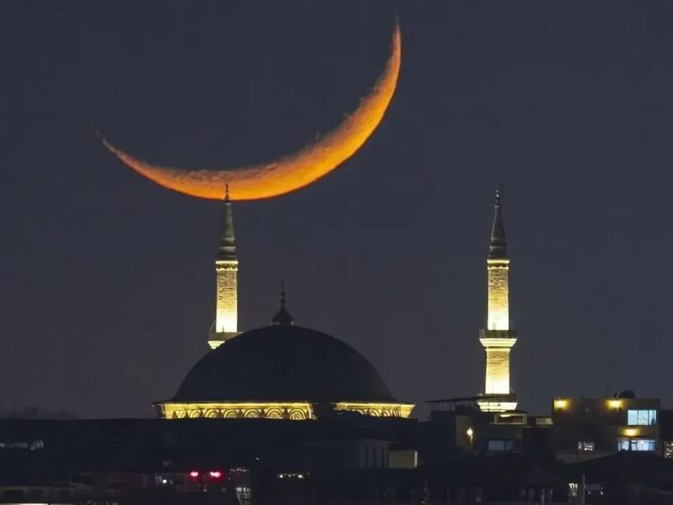 رمضان المبارک 1447 ہجری کا چاند بدھ کو نظر آنے کا قوی امکان