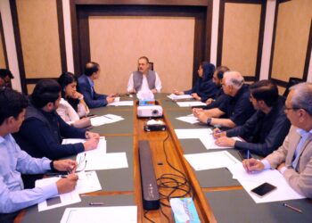 پیٹرولیم مصنوعات کی قیمتوں میں اضافے پر موٹر سائیکل سواروں کے لیے 2000 روپے ماہانہ سبسڈی شروع، شرجیل انعام میمن