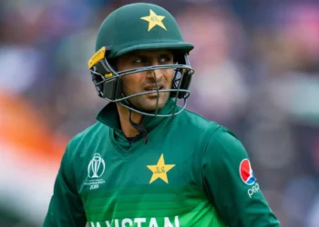 Basit Ali accuses Shoaib Malik of match fixing, strongly criticizes PCB