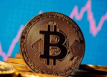 بٹ کوائن کی قیمت تاریخ میں پہلی بار 1 لاکھ امریکی ڈالرز سے متجاوز