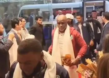 ویسٹ انڈیز کی ٹیم 19 برس بعد ٹیسٹ سیریز کھیلنے کے لئے پاکستان پہنچ گئی