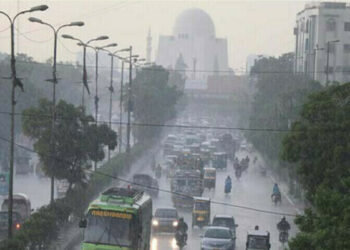 کراچی والوں کے لیے خوشخبری! جولائی میں 2 سے 3 بارشوں کے سلسلے سے موسم ہوگا خوشگوار