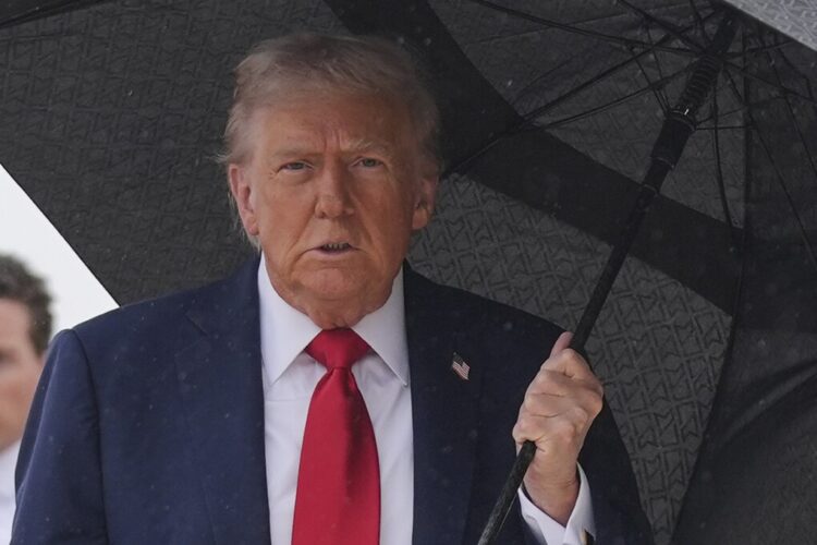 Trump Says He Will Review Pakistan-Afghanistan Tensions After Returning From Israel