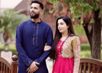 Imad Wasim Announces Filing of Divorce Case in Court