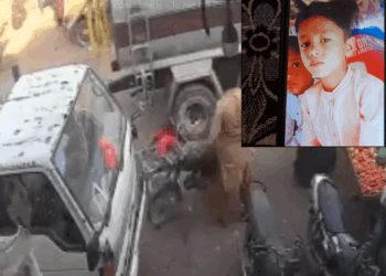 Another Tragic Heavy Traffic Accident in Karachi Claims Life of Young Boy