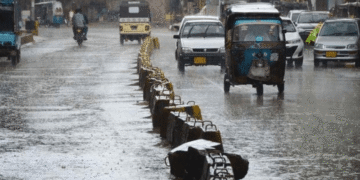Rain with Thunder Expected in Karachi, Temperature Likely to Rise