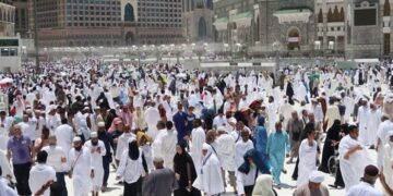 Over 2 Million Worshippers Gather at Holy Mosques on First Friday of Ramadan
