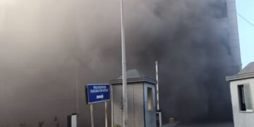 Fire at Clifton Superstore Remains Uncontrolled After 9 Hours, Firefighting Efforts Continue
