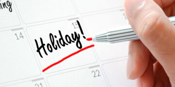 Public Holiday Announced in Khairpur on Urs of Sachal Sarmast, Two Day Leave for Hindu Employees on Holi