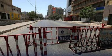 PM Shehbaz Sharif, President Zardari to Hold Key Talks on Smart Lockdown and Regional Situation